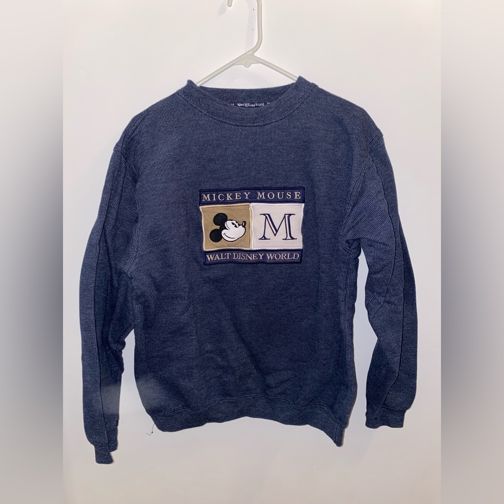 Early 2000s Disney Crew Neck unisex size m